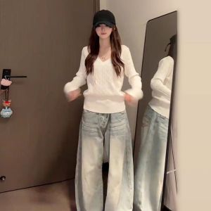 Karrar betsey | New Korean Style Early Autumn V-Neck Knitwear