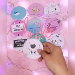 Cermin Bulat Mini Karakter Kaca Cermin Make Up Mini Kaca Travelling Motif Lucu Kaca Mini Travel Size