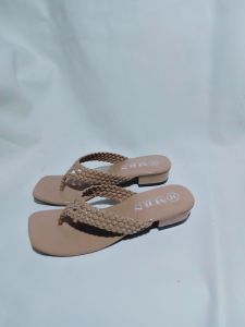 SANDAL wanita hak tahu 3cm kepang jepit bolong plong sendal wanita flat shoes