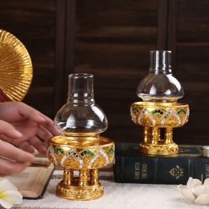 เชิงเทียนแบบไทย สำหรับบ้าน โรงแรม ตั้งโต๊ะอาหาร วิลล่า สร้างบรรยากาศสุดโรแมนติก หอมอบอวล เทียนหอมไทย เอเชียตะวันออกเฉียงใต้