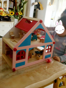 Role Playing Wooden Dollhouse Toys