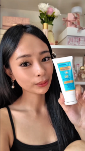 BUY 1 TAKE 1 NISCE SKIN Tinted Sunscreen SPF50 30ml