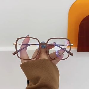 Kacamata Anti Radiasi Persegi & Kacamata Style Korea Bingkai Retro Petak