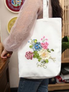 กระเป๋าผ้าใบปักลาย DIY แฮนด์เมด สายรัด ลายปักสามมิติ กระเป๋าสะพายไหล่ข้างเดียว งานฝีมือจากจีนแผ่นดินใหญ่