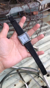 Đồng hồ nam si Nhật dây da mặt xanh kim rốn máy pin Japan size 28*30mm