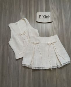 Thời Trang thiết kế E.Xinh.Sét áo yếm và chân váy xếp ly sang chảnh.Phu hợp đi tiệcđi chơiđi biển