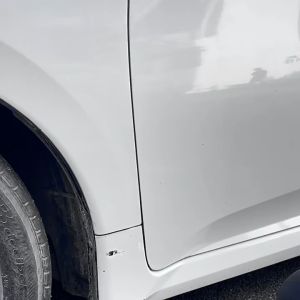 Vây cá thể thao trên ô tô cao cấp chất liệu cacbon độ bền cao Miếng dán chống xước xe hông xe ô tô