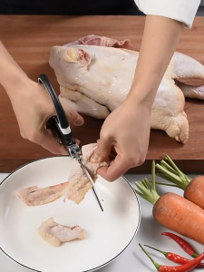 Multipurpose Stainless Steel Kitchen Scissors Heavy Duty Meat Cutting Bottle Opener Cracker Gunting Dapur Rumah厨房剪刀