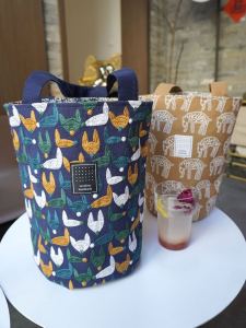 Hạng Nặng Cotton Vải Bông Vải Lanh Túi Đeo Vai Thêu Xô Nữ Thoải Mái Túi Tote Hình Trụ Tròn Họa Tiết Hoa Phong Cách Nhật Bản Thêu