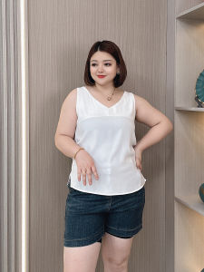 เสื้อกั๊กสายเดี่ยวคอวีฤดูร้อนสำหรับผู้หญิง ไซส์ใหญ่ 2025 ใหม่ แฟชั่น ทรงเข้ารูป ปกปิดหน้าท้อง ใส่ได้หลากหลาย ชุดชั้นใน