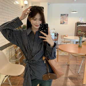 เสื้อเชิ้ตผู้หญิงไซส์ใหญ่สไตล์ฝรั่งเศส ทรงเข้ารูป ลายทาง ดีไซน์ฤดูใบไม้ร่วง/ฤดูหนาว เสื้อผ้าทำงาน แขนยาว ปกโปโล