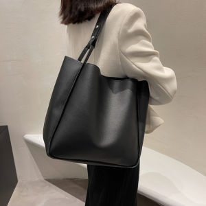 2023 New Arrival Retro Minority Handbag Womens Casual Minimalist Shoulder Bag Large Capacity Versatile High Quality Tote Bag Fashion
