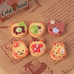 10PCS Miniature Dollhouse Food Simulation Cartoon Rabbit/Cat/Bear Toast Bread Model Toys For Doll Accessories