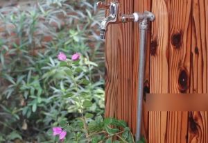 Water Timer Digital Irigasi: Sistem Penyiraman Otomatis untuk Taman dan Pertanian