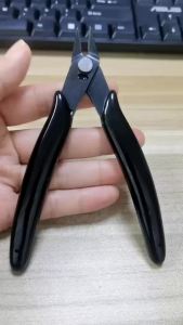 1 Pcs Hair Extension Tool Keratin Bond Cutting Pliers Hair Extension Pliers Cutter Keratin Pre-Bonded Extensions Beauty Salon