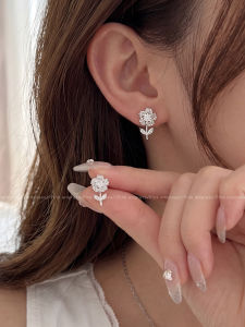 PINK EMPRESS | Sparkling Lace Rose Earrings