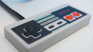 Paladone Nintendo Super Mario Lamp with Retro Controller