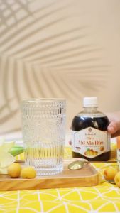 Siro Mơ má đào Hồng Lam-Vị chua ngọt-Chai 500ml