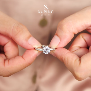 Xuping Cincin Fashion Elegant Perak Permata Bulat Wanita 0122200126