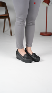LARRIE Kasut Perempuan Dorothy Black Wedge Slip-On Shoes - L32504-MR02SV-1-BLACK