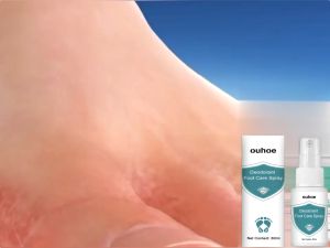 OUHOE Foot Deodorizing Spray Foot Anti Kering Mengupas Gatal Menghilangkan Rasa Menghilangkan Kaki OUHOE foot deodorant spray foot anti-drying peeling anti-itching and removing beriberi odor moisturizing care spray