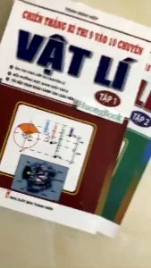 Sách - Chiến Thắng Kì Thi 9 Vào 10 Chuyên Môn Vật Lý Tập 2 - KV