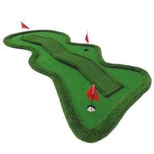 B·C·GOLF | Creatively Designed Practice Putting Green with Slopes