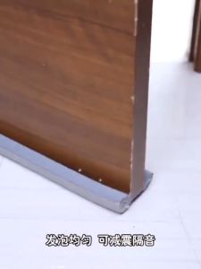 Johor Seller Door Joint Sealing Strip Sound Insulation Door And Window Gap Rubber Strip Windshield Sticker Windproof Strip Crash-proo