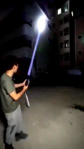 SENTER LED XHP90 - ZOOM - CAHAYA SUPER TERANG - JARAK JAUH - BISA DI CAS TYPE-C - BISA JADI POWERBANK - USE 2 BATERAI