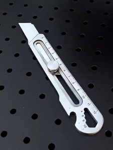 คัตเตอร์สแตนเลส 6in1 คัตเตอร์สารพัดประโยชน์ Heavy Duty Utility ขนาดใบมีด 18 มม. ด้ามยาว 15 ซม แบบหนา