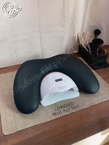 หมอนทำเล็บ หมอนรองมือทำเล็บ หมอนรองมือแบบมีขา ปลอกหมอนรองเล็บ อุปกรณ์ทำเล็บ โคมไฟเล็บสามารถวางที่ด้านล่า
