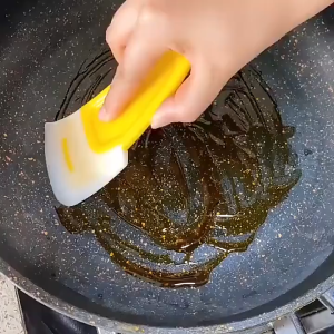 [SG] Silicon Food Scrapper Oily Cleaning Spatula Heat Resistant