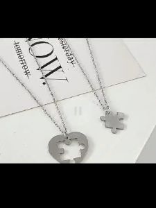 Kalung Pasangan Liontin Puzzle Baja Tahan Karat Desain Romantis