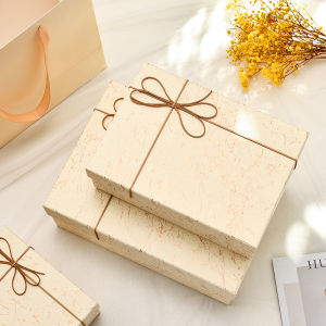 Elegant Gift Box Wedding Favor Box Premium Quality Empty Box for Boyfriend Fiancée Lush Grass Packaging Box Celebration Supplies