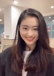 PS.promptsong [พร้อมส่งในไทย - 8 ชิ้น] Hair Fluffy Artifact แผ่นรองผมเพิ่มวอลลุ่ม เพิ่มความสูง หนาของผม ดูเป็นธรรมชาติ เครื่องจัดแต่งทรงผม ระบายอากาศ หมอนรองผม เนื้อใยสังเคราะห์หลากหลายแบบ