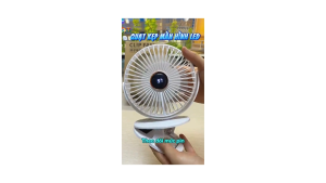 Quạt Kẹp Mini Để Bàn QM3 Có Màn Hình LCD – Pin Khủng – 5 Cấp Độ Gió – Màu Xanh Dương – Gió Mạnh Êm Bền Bỉ - Dung lượng lớn