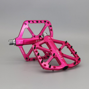 เหยียบจักรยานเสือภูเขา ไทเทเนียมกันลื่น CNC 3 ลูกปืน อลูมิเนียมอัลลอยด์ สำหรับอุปกรณ์เสริมจักรยานเสือภูเขา