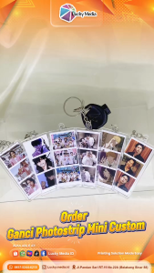 Gantungan Kunci Photostrip Mini Akrilik Custom 2 Sisi Anti Air Ganci Desain Foto KPOP Anime Keychain