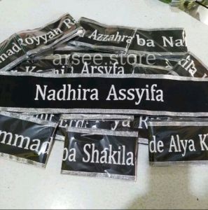 (Langsung Jadi) Selempang Wisuda Motip Bludru
