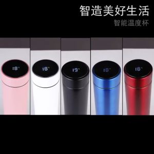 Pembelian Botol Air Minum Vacuum LED Display Flask 500ML dengan Fitur Suhu Cerdas