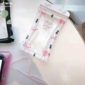 Túi Đựng Điện Thoại Chống Nước Có Dây Đeo Phù Hợp Điện Thoại 6.8 inch Dễ Dàng Tháo Rời Tiện Ích Cho Gia Đình