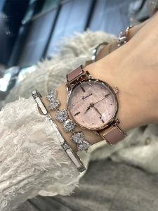 Korean College Style Womens Watch Artistic Fashion Quartz Movement Steel Band round Face Water Resistant Office Wristwatch