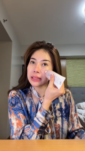 PREMIUM TINTED SUNSHIELD SPF50 50g by Her Choice Ph FDA APPROVED