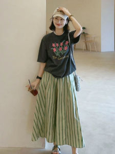 YUEZHONGWEI | Retro American Floral Print Grey Short Sleeve Womens T-shirt Summer Design Loose Slimming Half Sleeve Top Commute Style Universal Fit