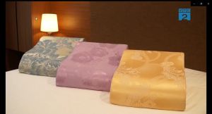 Gối Kê Chân Chống Giãn Tĩnh Mạch Chuyên Dụng Yorokobi 28 CM