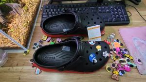 Sục Cross Duet Max II Clog Chính Hãng Xuất Xịn Giày Dép Thời Trang Đi mưa- Màu Đen Đỏ