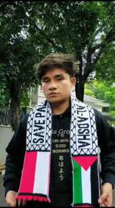 Syal rajut cap palestine dam juga ada mesjid al-aqsa buat para islami