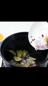 Ready stock  Kangshu ceramic casserole household stew pot black soup pot high temperature open fire direct burning stew pot small milk pot soup pot