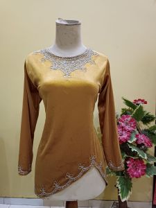 kebaya domas beludru modern terbaru