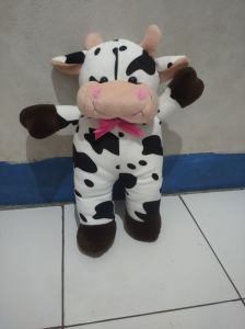 boneka sapi